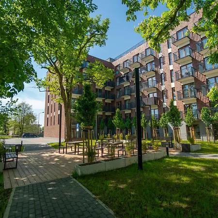 Silver Forest アパートホテル シュチェチン