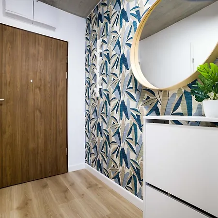 Silver Forest アパートホテル シュチェチン